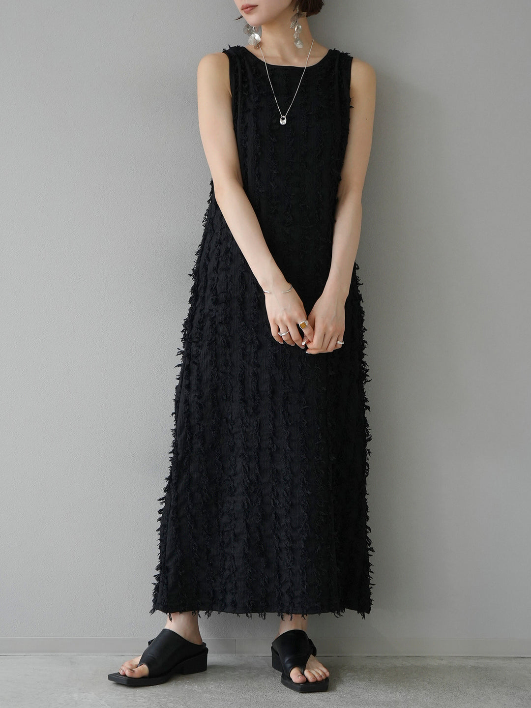 [Pre-order] Fringe Jacquard Stretch Sleeveless Dress/Black