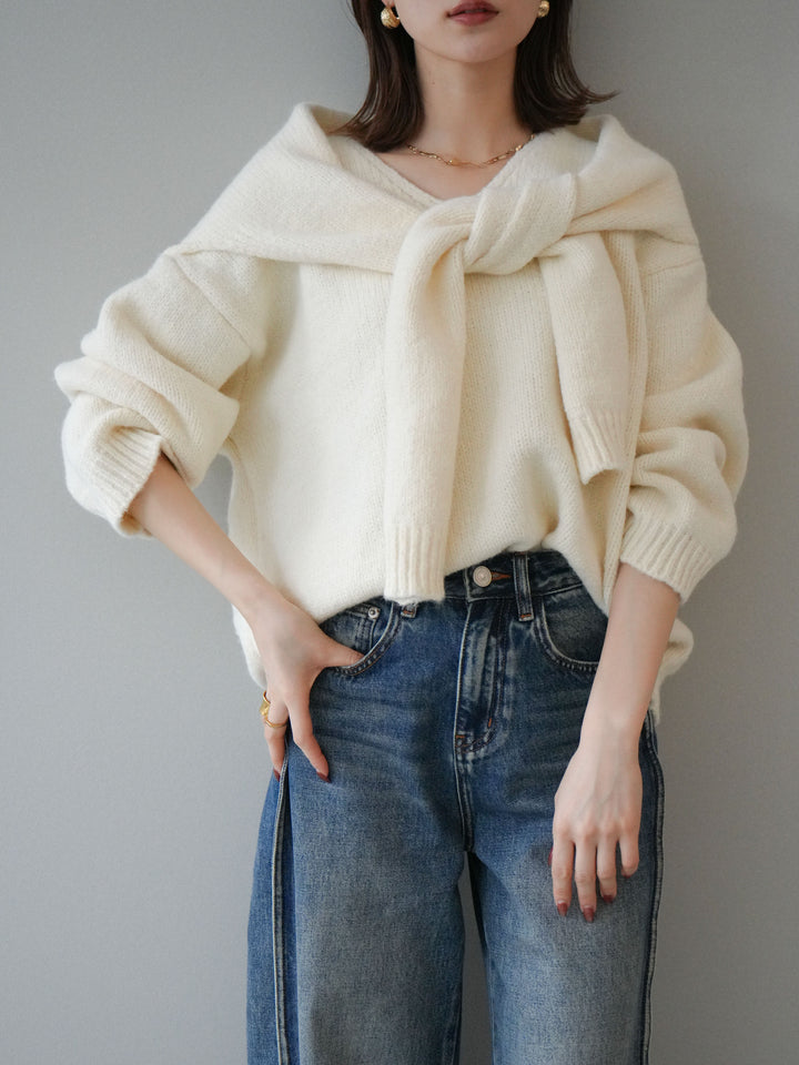 [予約]ストール付きVネックニットプルオーバー/white