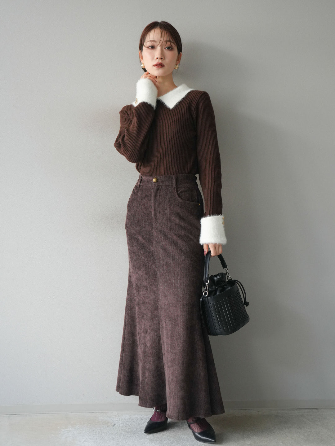 [SET]シャギー襟リブニットトップス+ベルベットマーメイドスカート(2set)