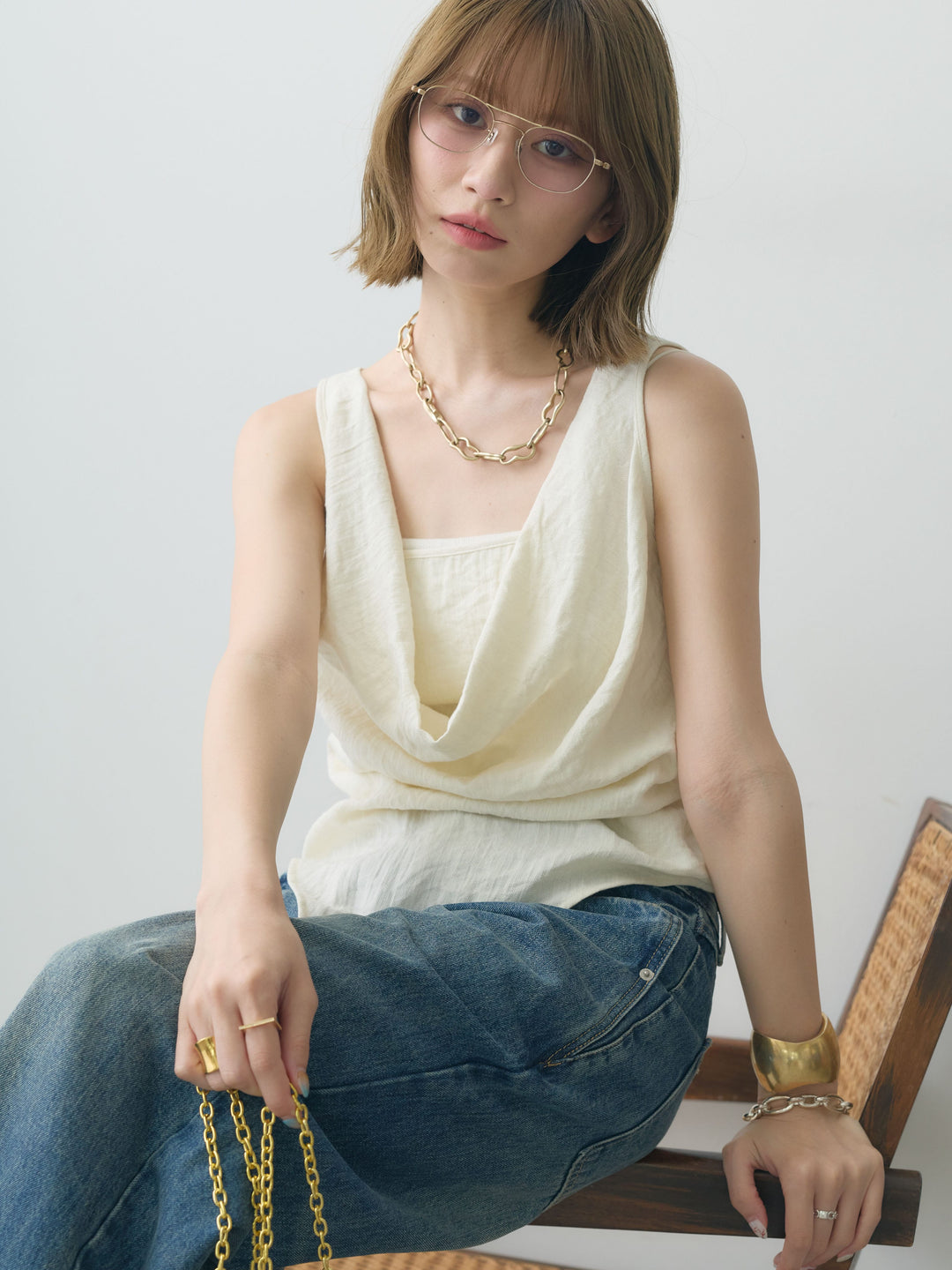 [SET]リネンライクドレープレイヤードデザインノースリトップス+ストーンウォッシュルーズフィットデニム(2set)