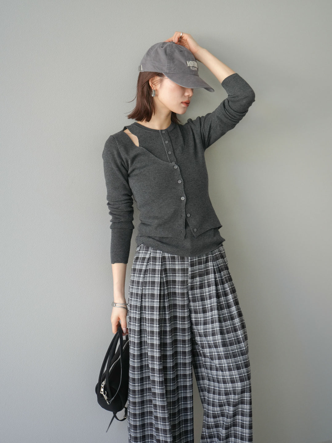 [予約]レイヤードデザインニットカーディガン/チャコール