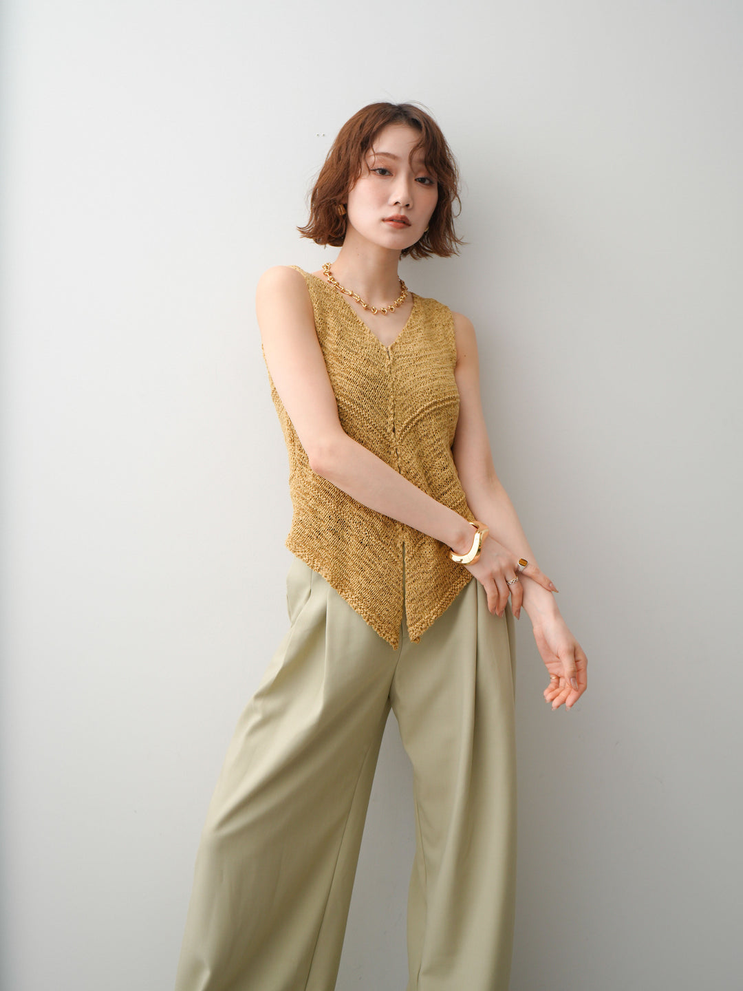 [SET]テープヤーンVネックニットトップス+アシンメトリーベルトタックワイドパンツ(2set)