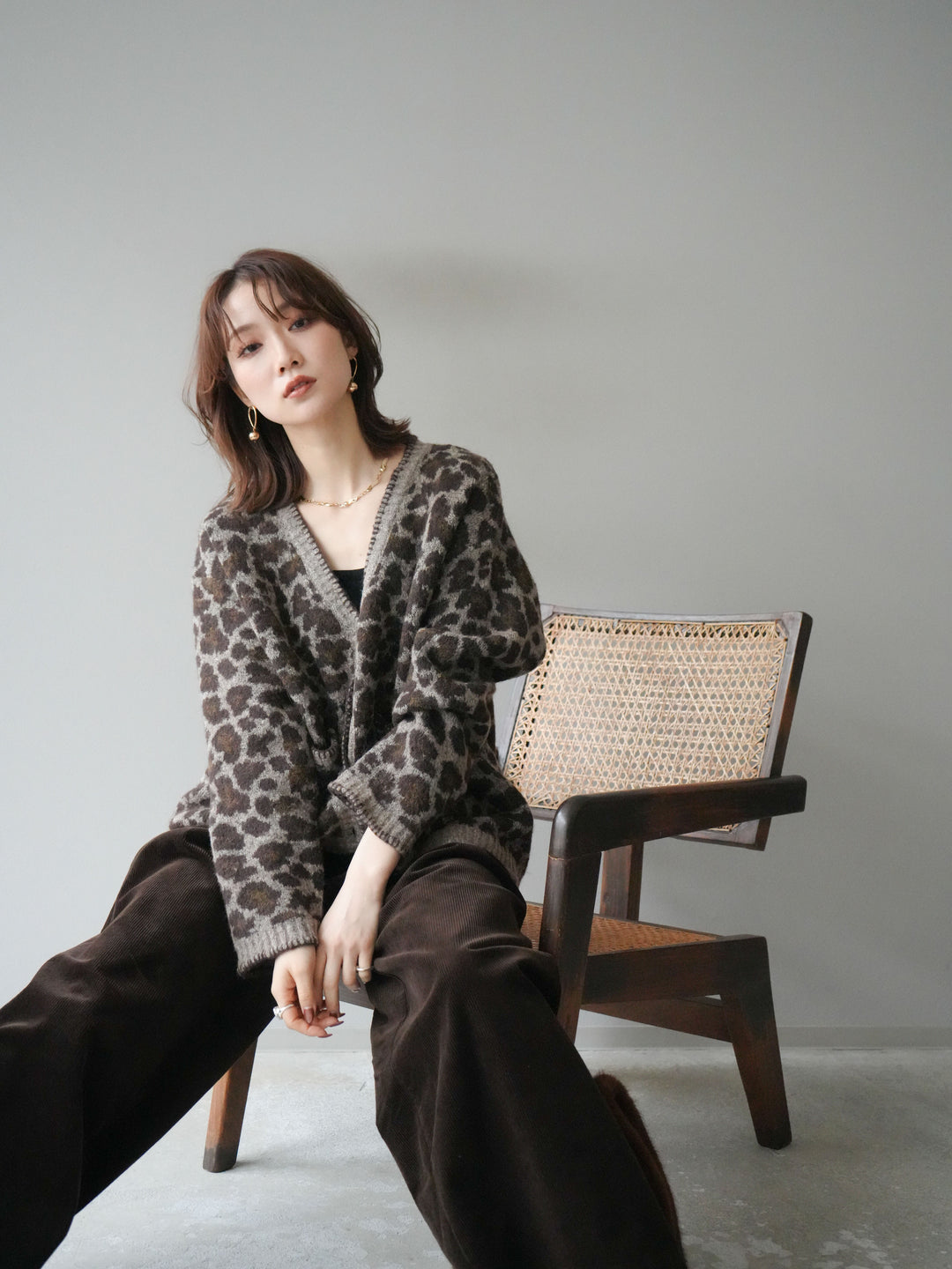 [予約]アニマル柄ステッチニットカーディガン/khaki