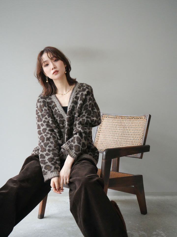[予約]アニマル柄ステッチニットカーディガン/khaki