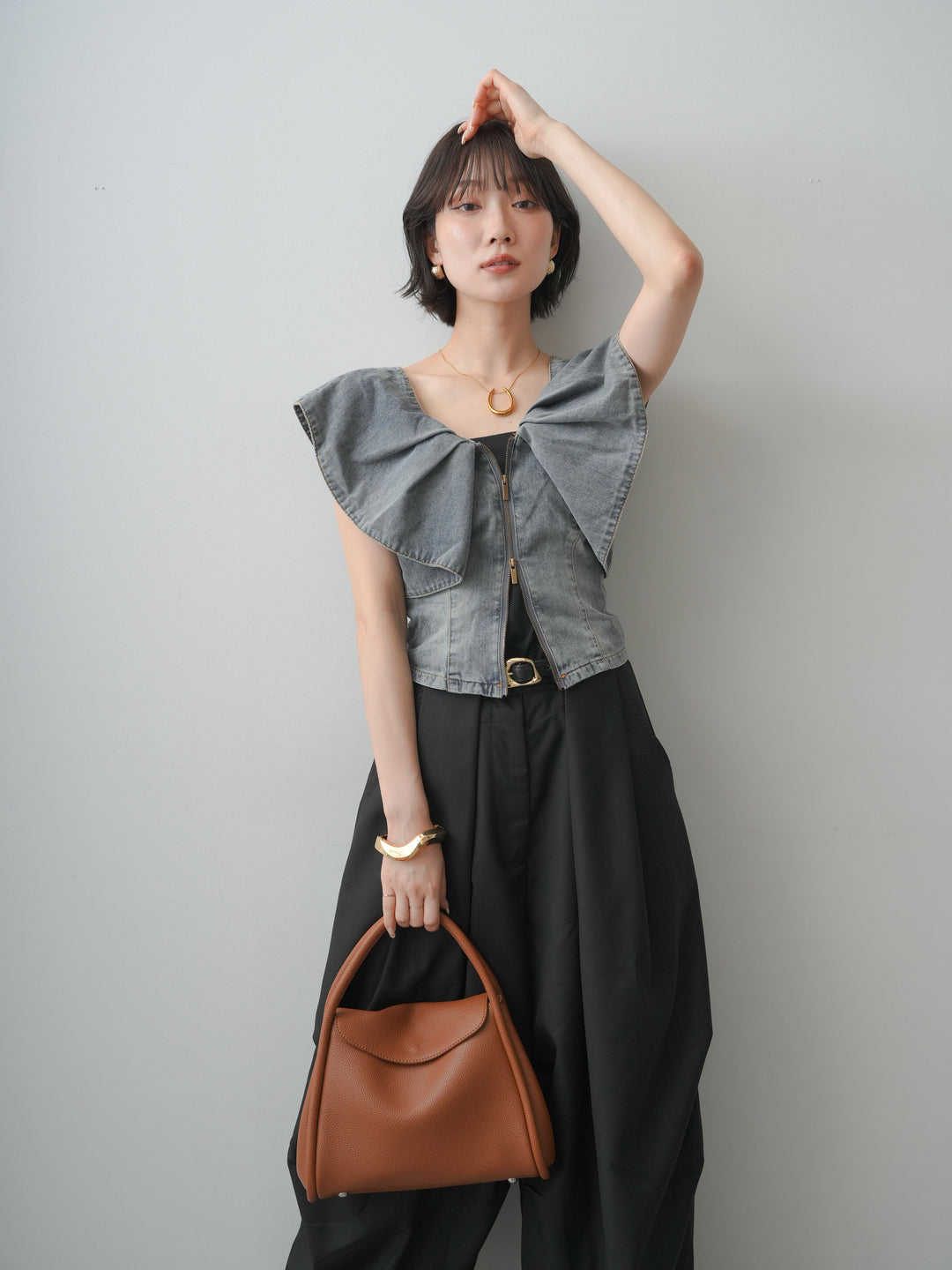 [SET]フロントジップフリルカラーデニムトップス+ショルダータックノースリーブオーバーTEE+ベルトループカーブタックワイドパンツ(3set)