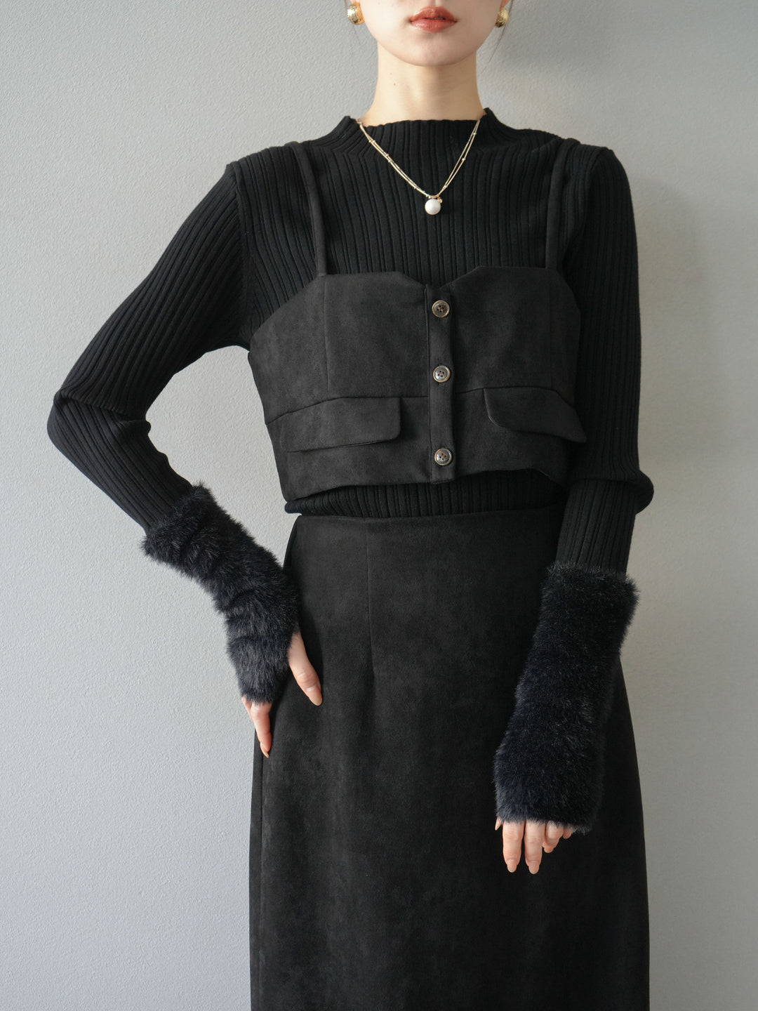 [SET]スウェードビスチェ+アームシャギーランダムリブニットトップス+スウェードIラインスカート(3set)