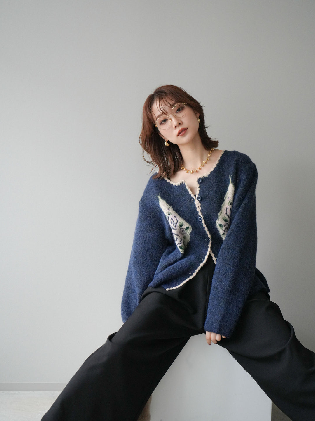 [予約]アンティークフラワージャガードニットカーディガン/navy