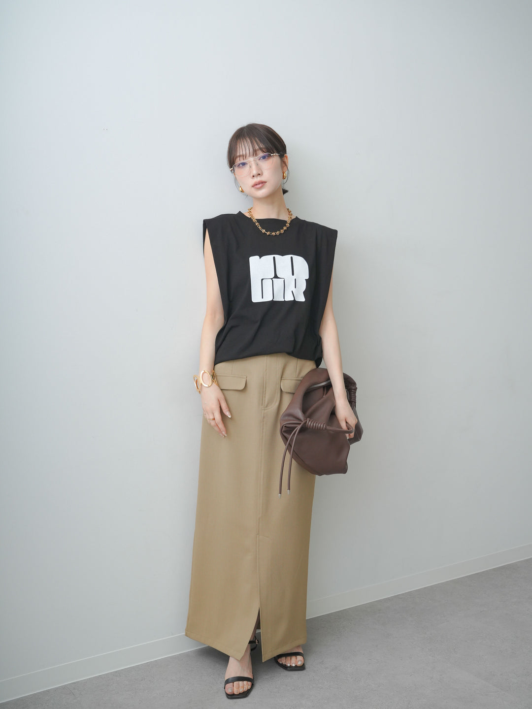 [SET]フロントジップフリルカラーデニムトップス+ショルダータックノースリーブオーバーTEE+ベルトループカーブタックワイドパンツ(3set)