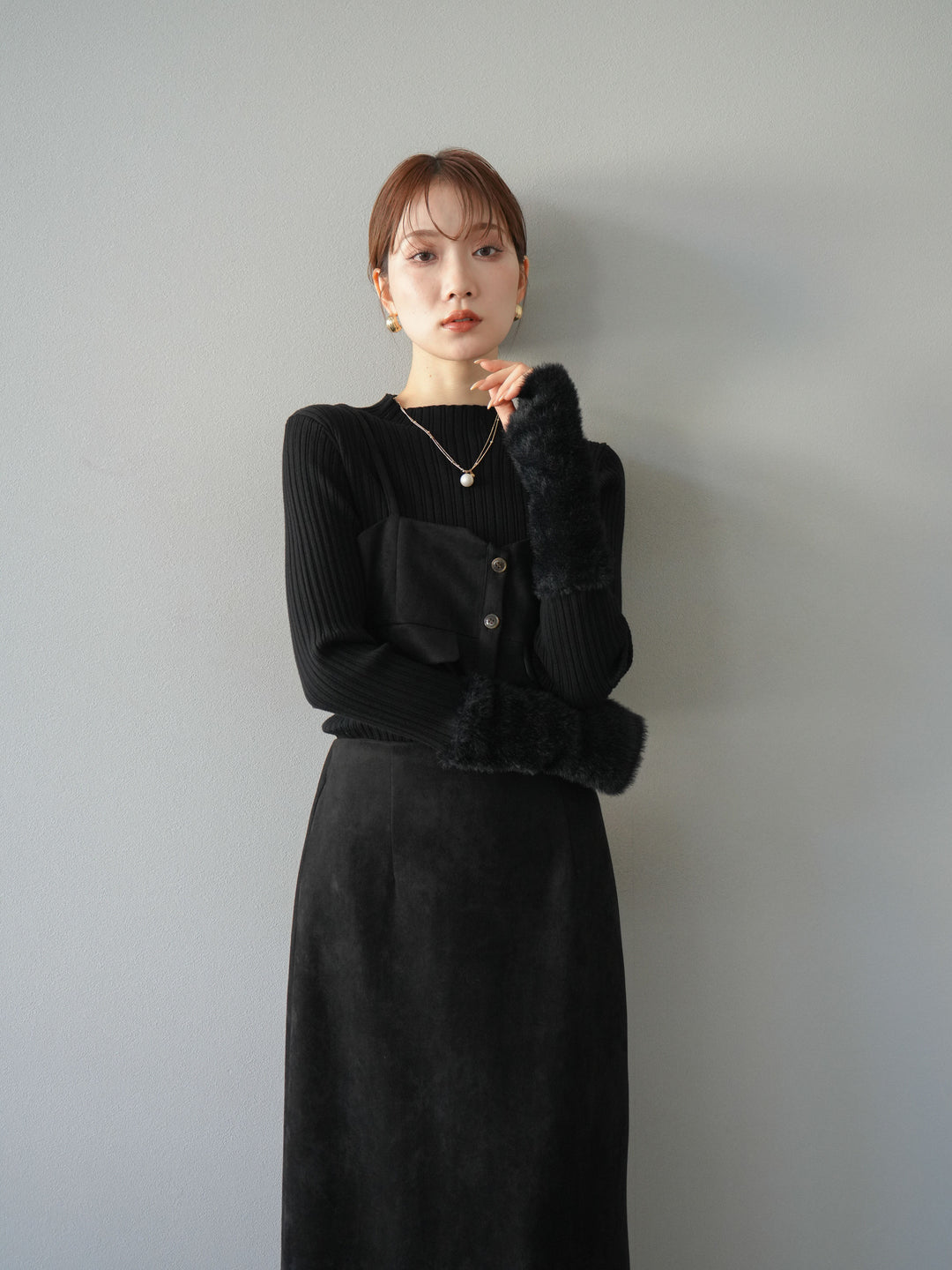 [SET]スウェードビスチェ+アームシャギーランダムリブニットトップス+スウェードIラインスカート(3set)