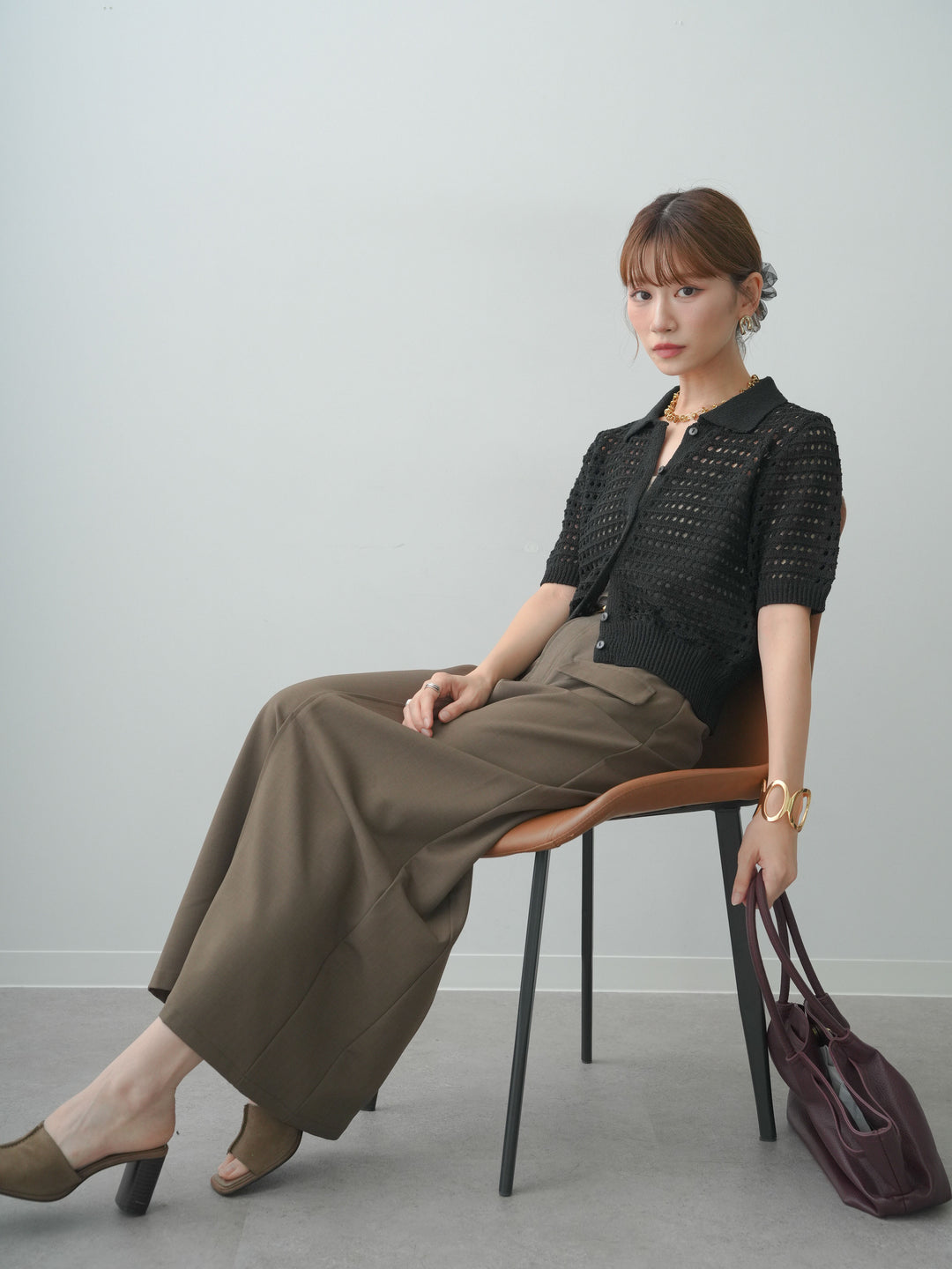 [SET]格子編み襟付きハーフニットカーディガン+クレープデシンフラップ付きストレートスカート(2set)
