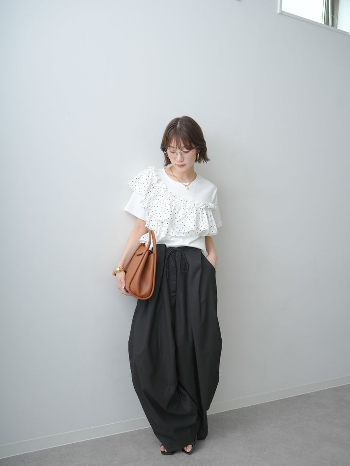 [SET]ドットギャザーフリルデザインTEE+ベルトループカーブタックワイドパンツ(2set)