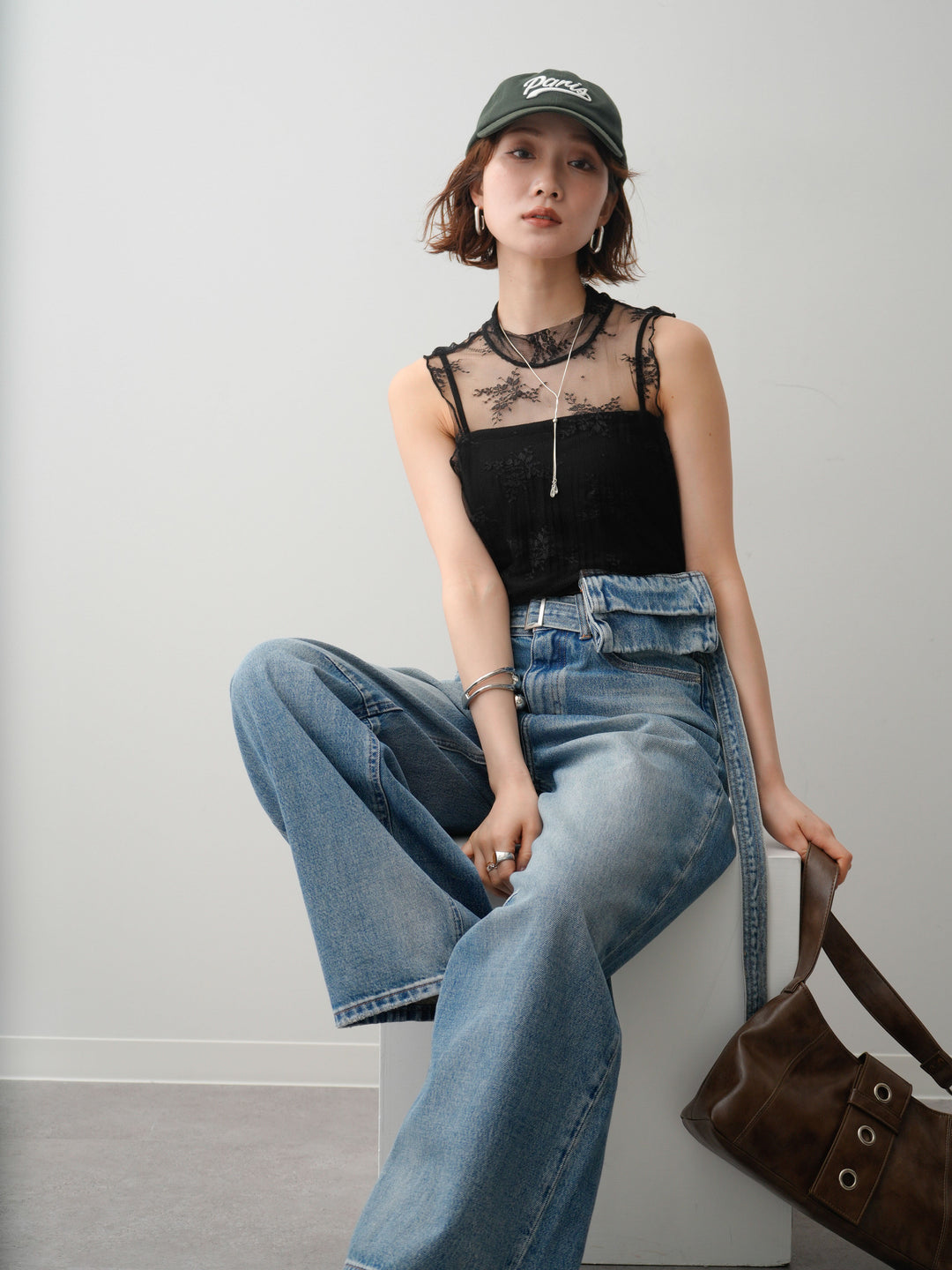 [予約]シースルーストレッチレースノースリトップス/black
