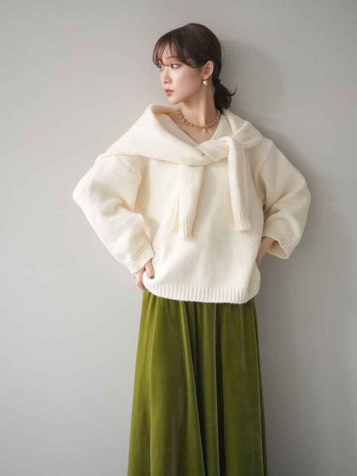 [予約]ストール付きVネックニットプルオーバー/white