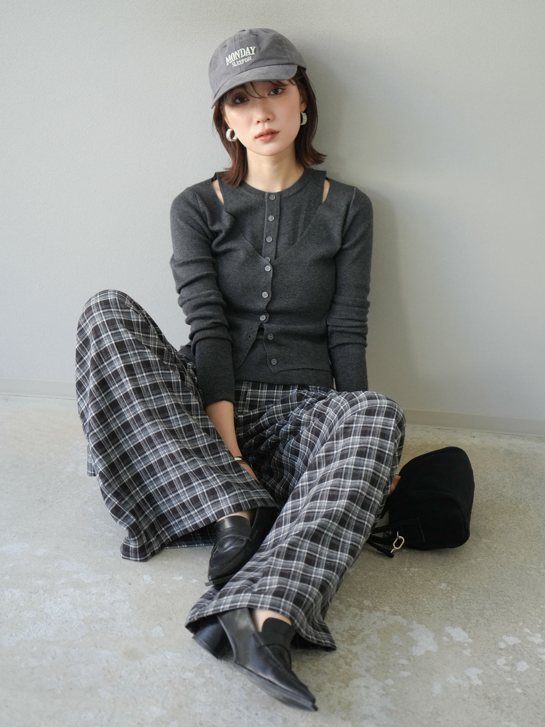 [予約]レイヤードデザインニットカーディガン/チャコール