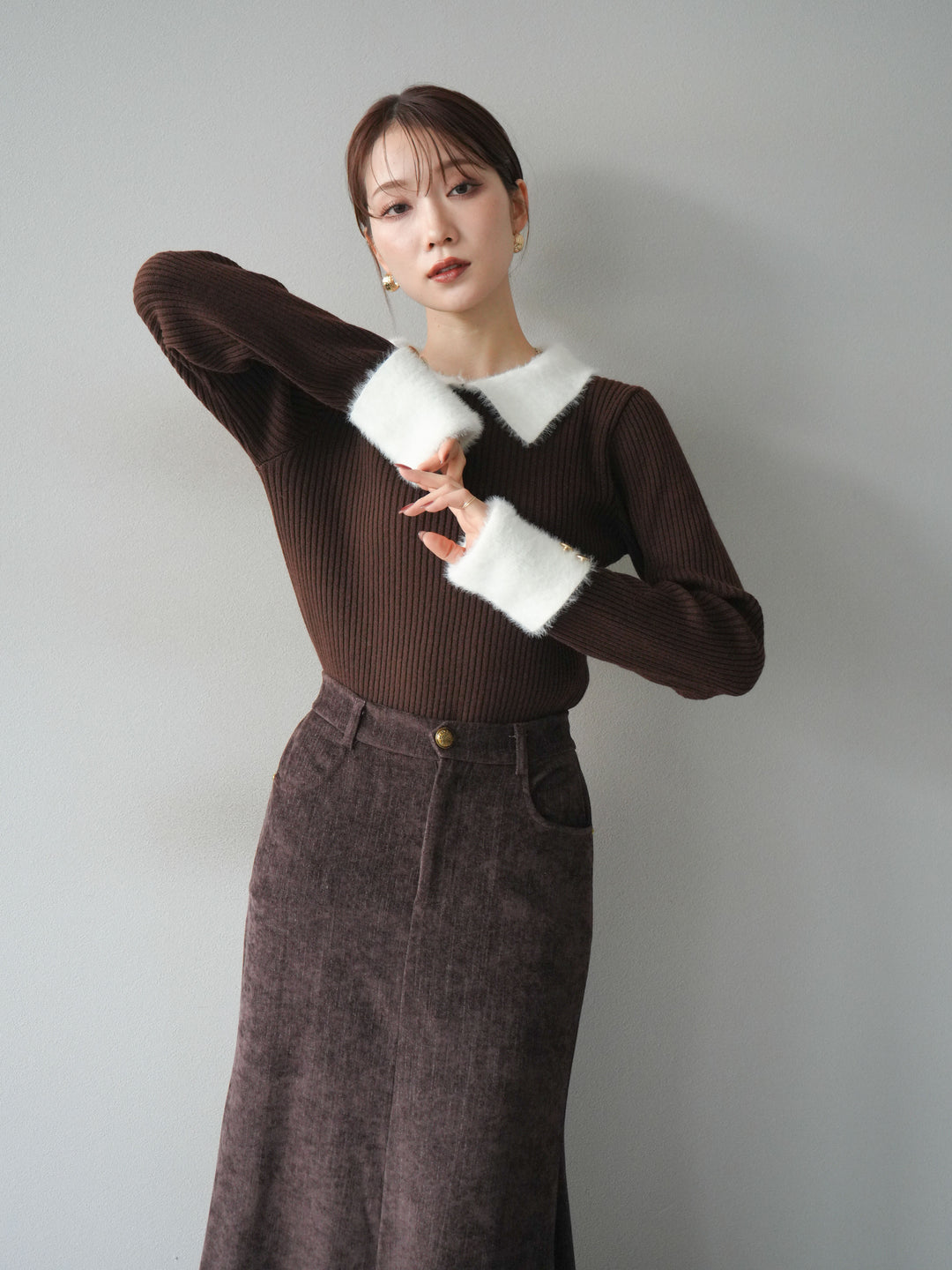 [SET]シャギー襟リブニットトップス+ベルベットマーメイドスカート(2set)