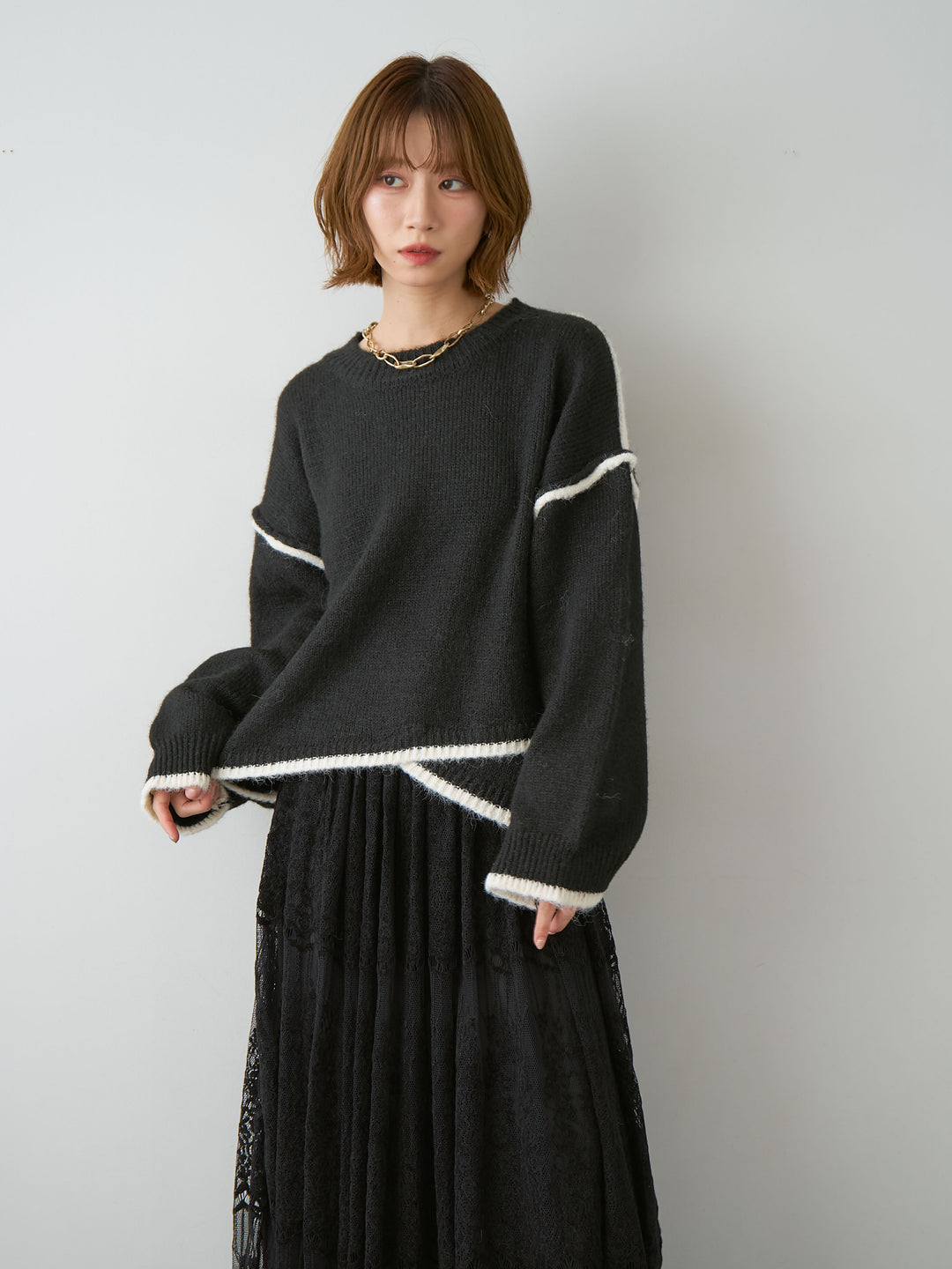 [予約]配色ラインデザインヘムニットプルオーバー/black