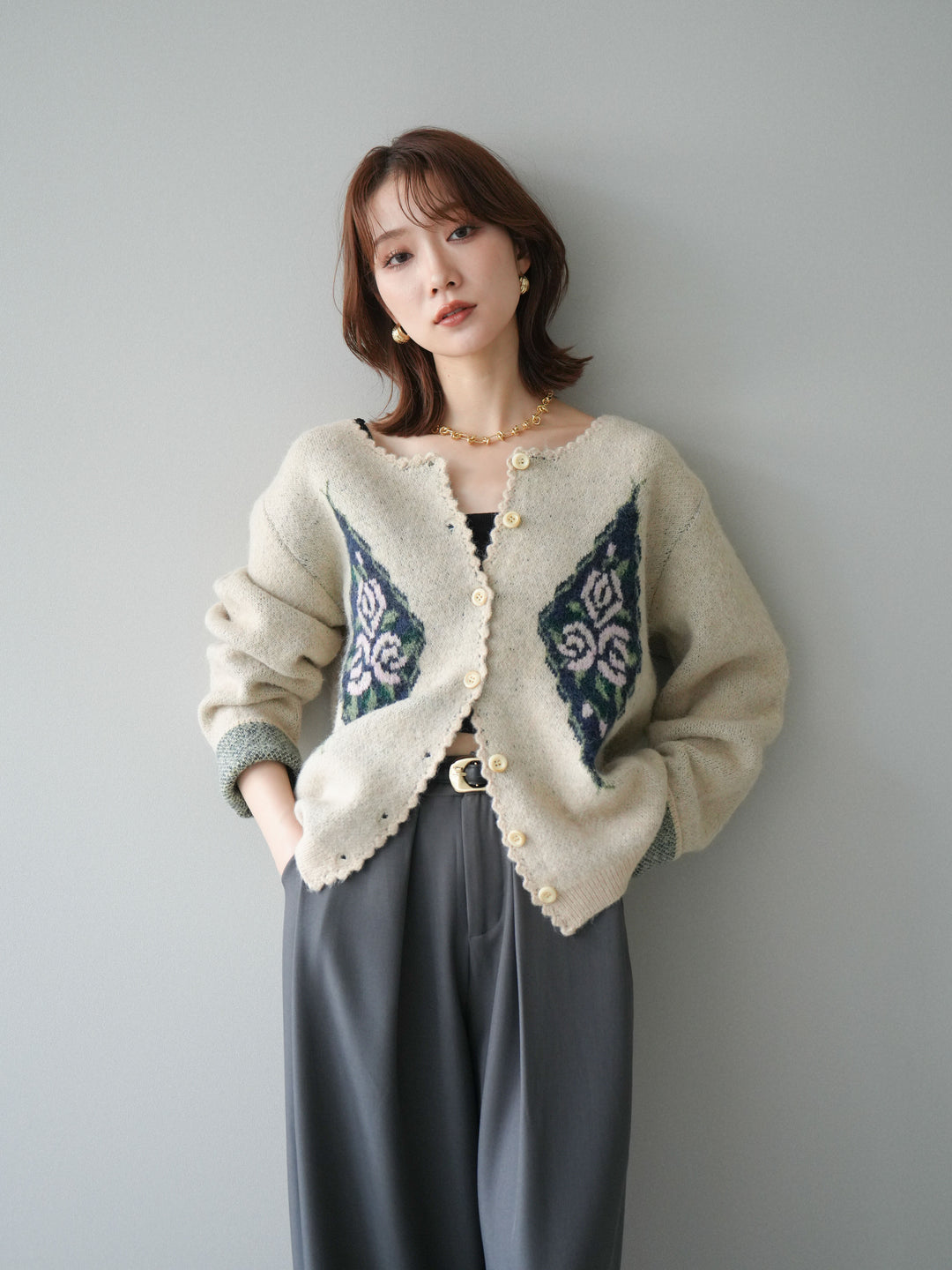 [予約]アンティークフラワージャガードニットカーディガン/ivory