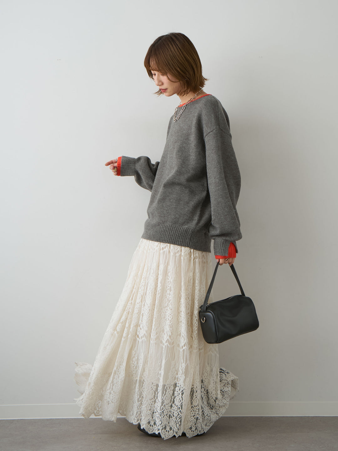 [SET]バイカラーカフスレイヤードニットプルオーバー+ベロアレースドレープフレアスカート(2set)