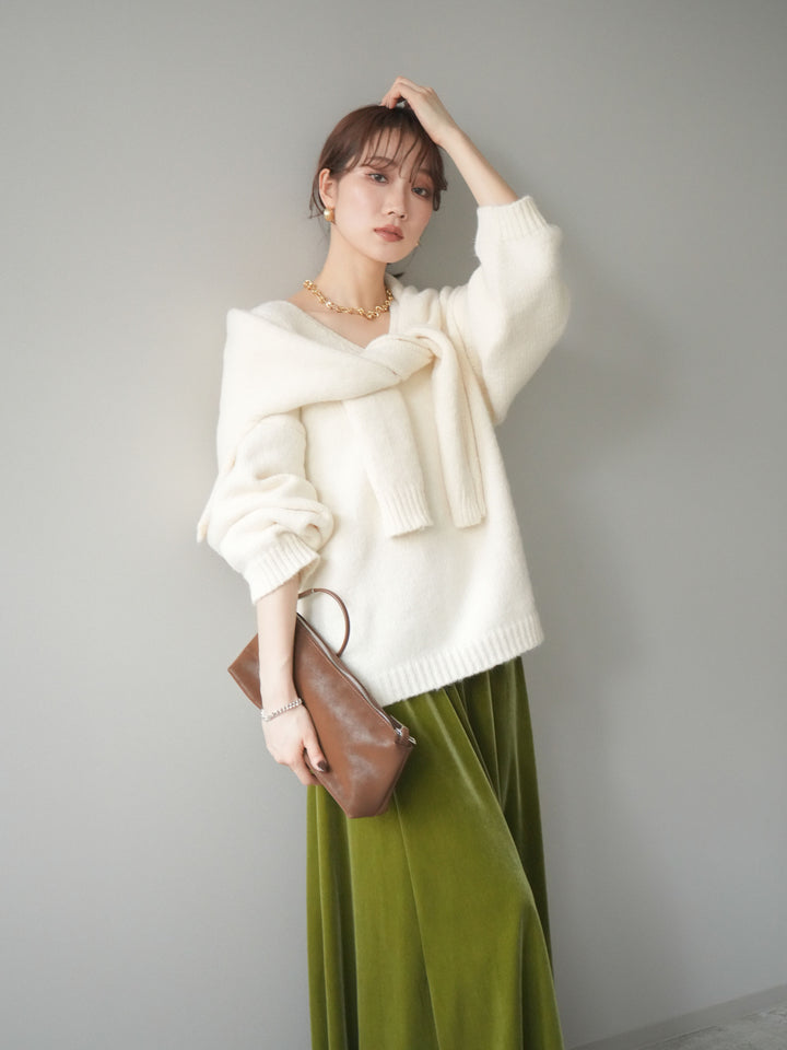 [予約]ストール付きVネックニットプルオーバー/white