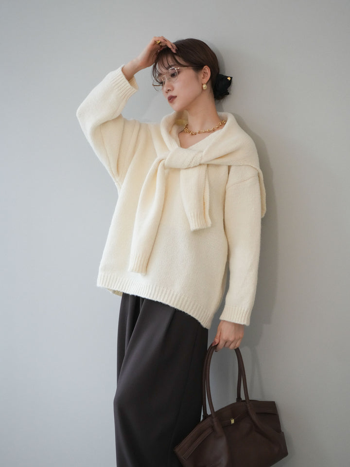 [予約]ストール付きVネックニットプルオーバー/white