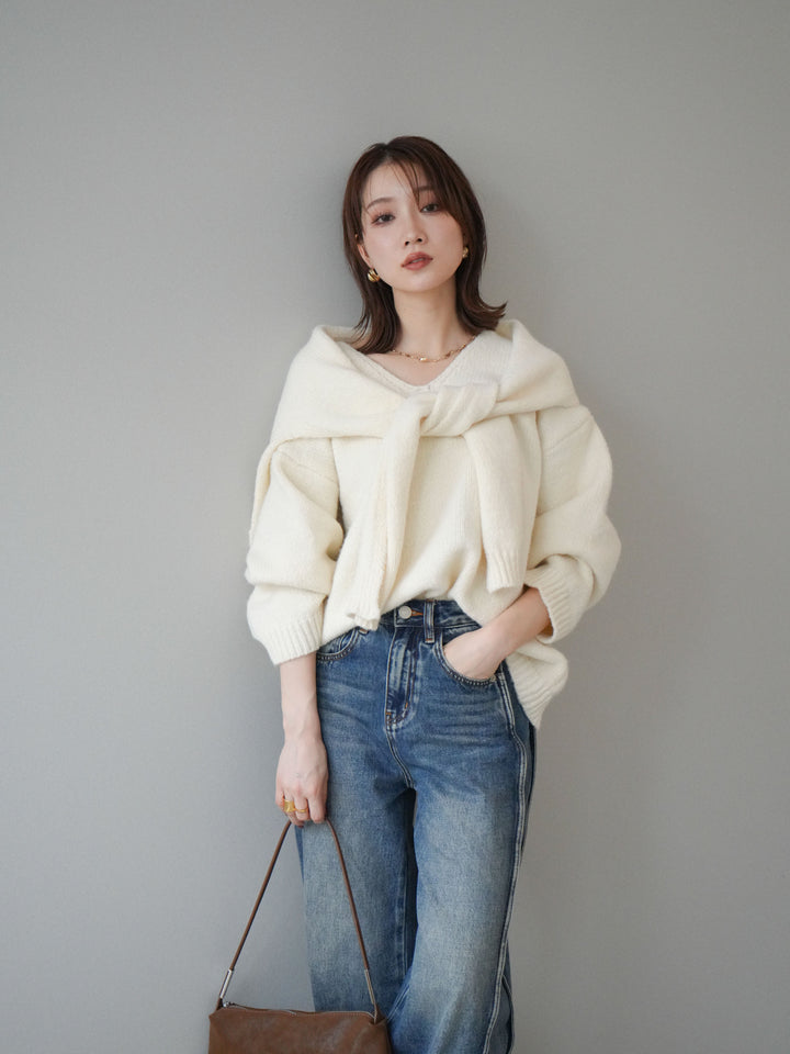 [予約]ストール付きVネックニットプルオーバー/white