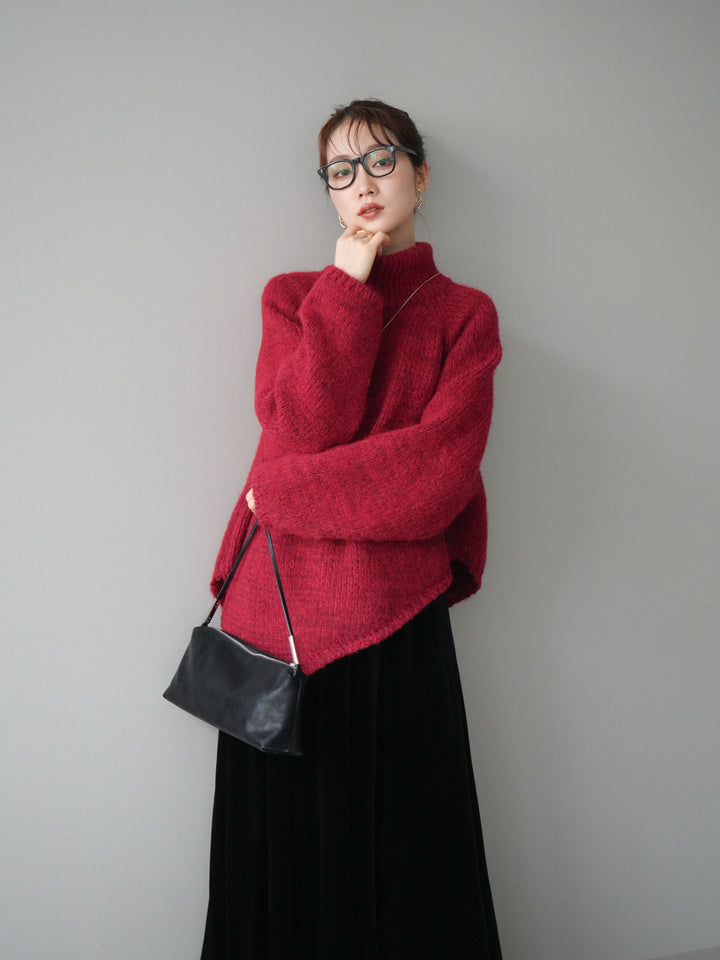 [予約]アシンメトリーハイネックニットプルオーバー/red