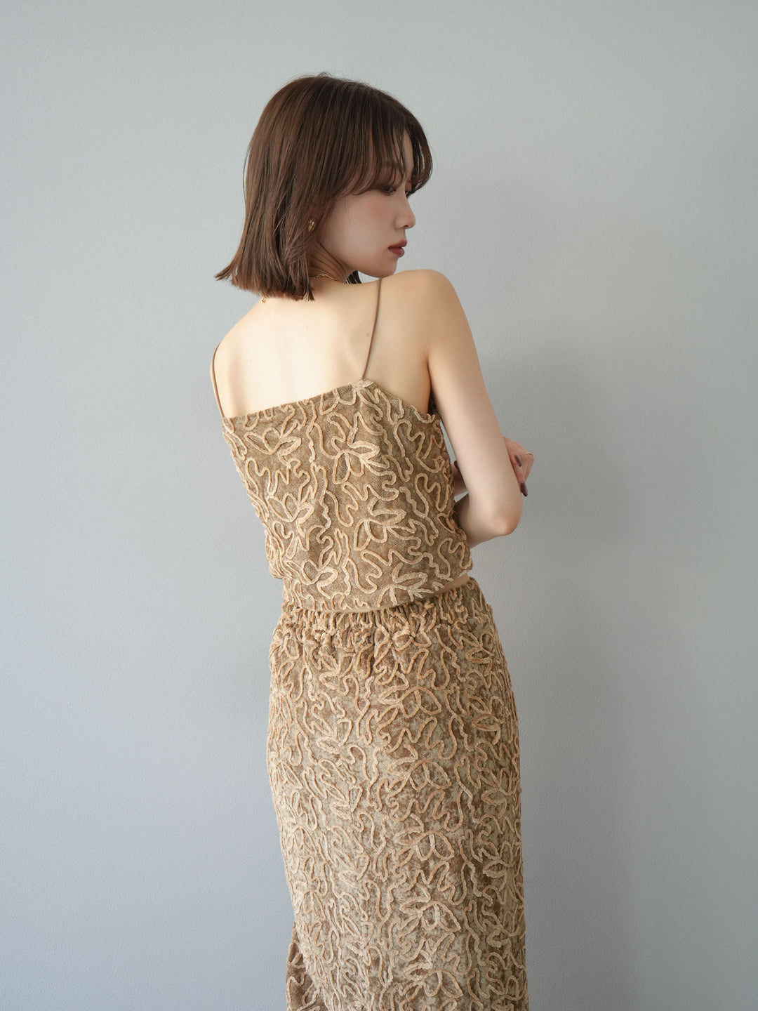 [予約]パイピングフラワーシアーベロアキャミソール/ベージュ