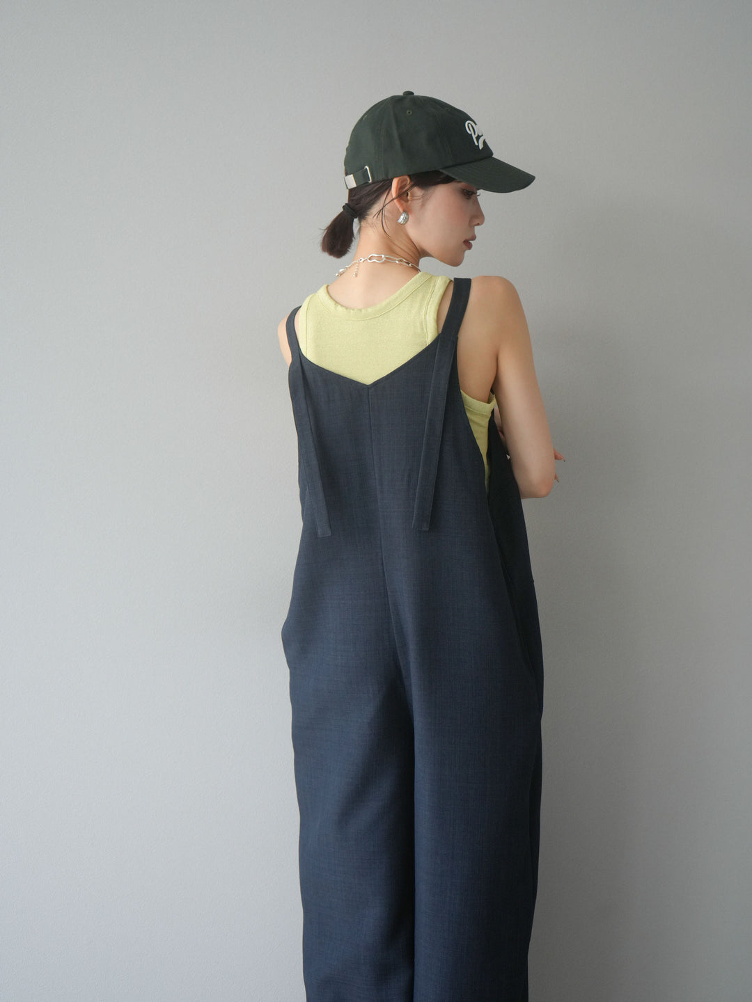 [予約]リネンタッチボタンサロペット/チャコール