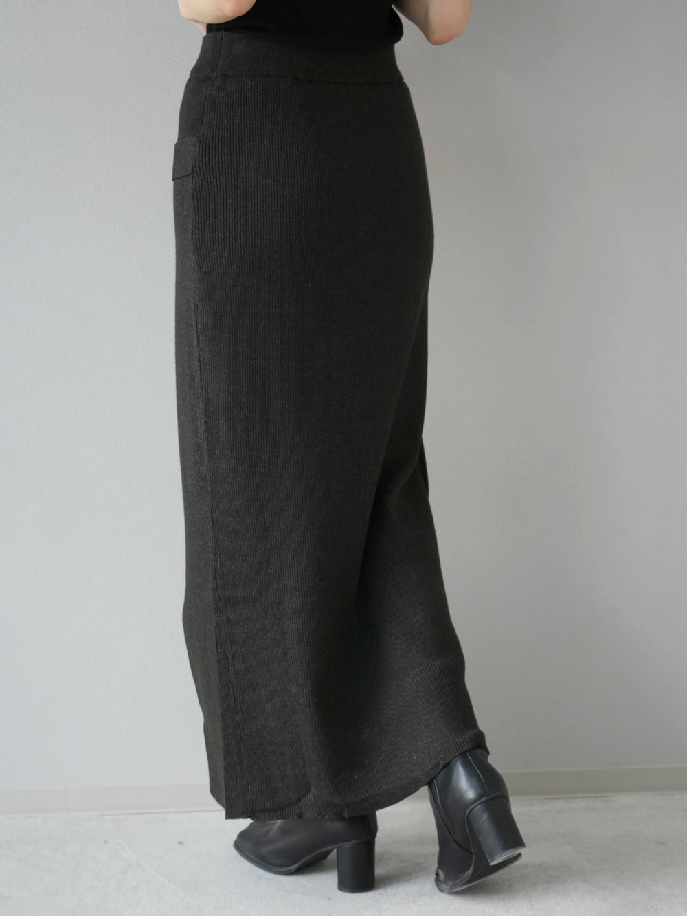 [Pre-order] Layered design ribbed knit skirt/black
