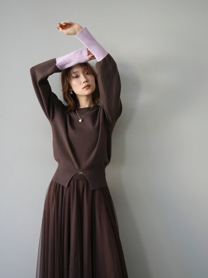 [予約]袖配色フロントスリットニットプルオーバー/ブラウン