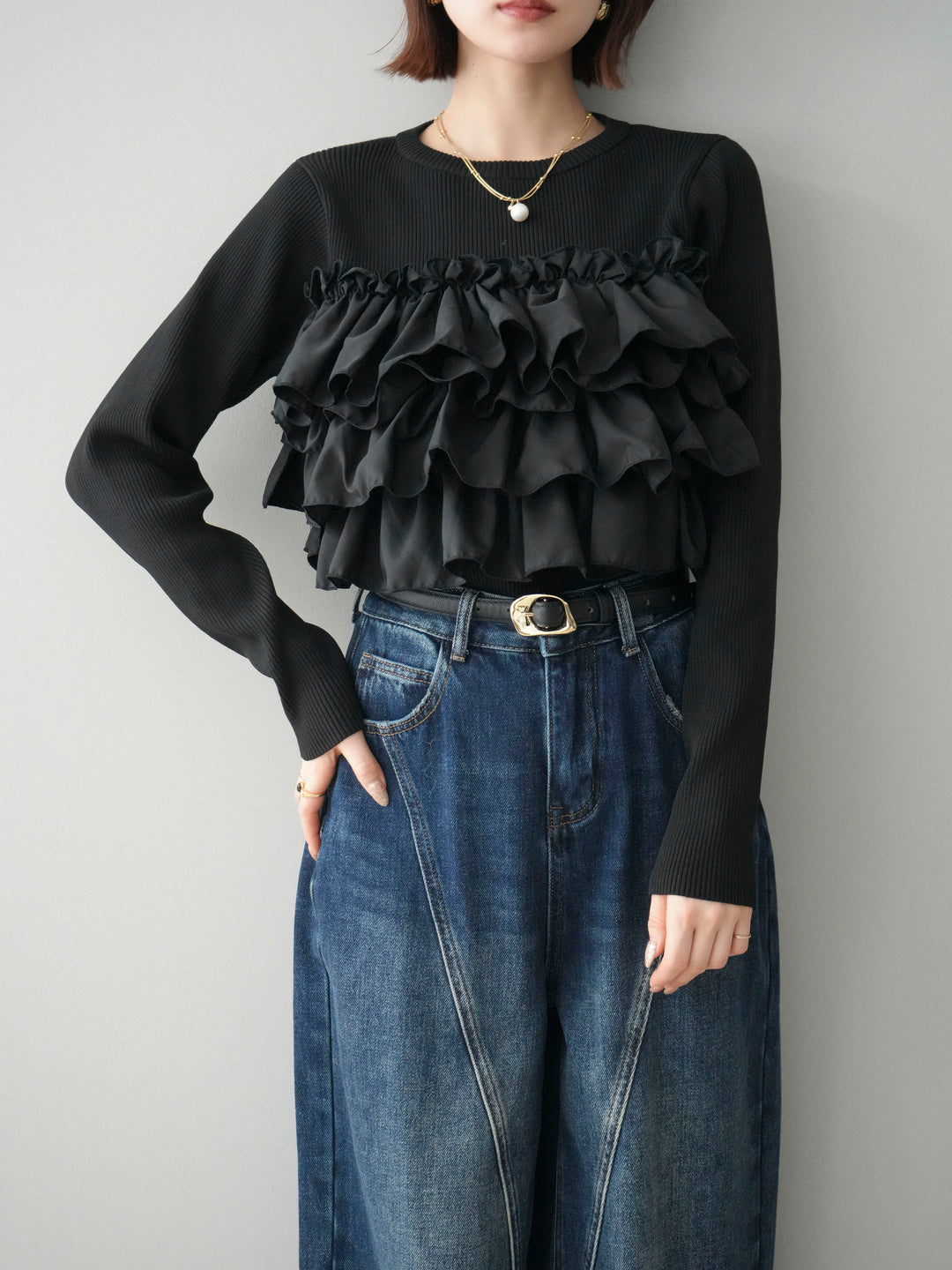 [予約]フリルビスチェドッキングスポンジニットプルオーバー/black