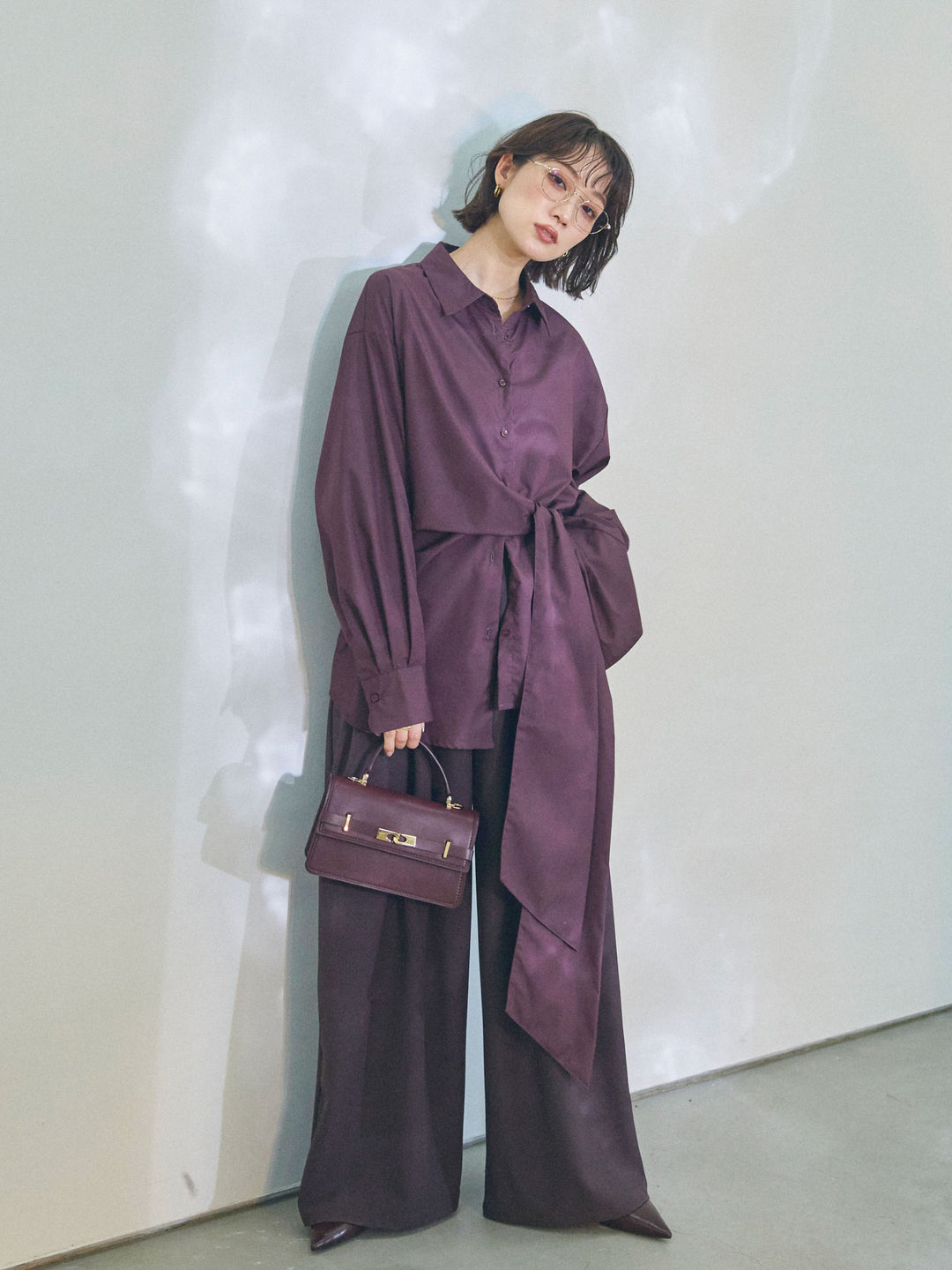 【Allure】[SET]ウエストアシメリボンシャツ+ベルトループデザインワイドパンツ(2set)