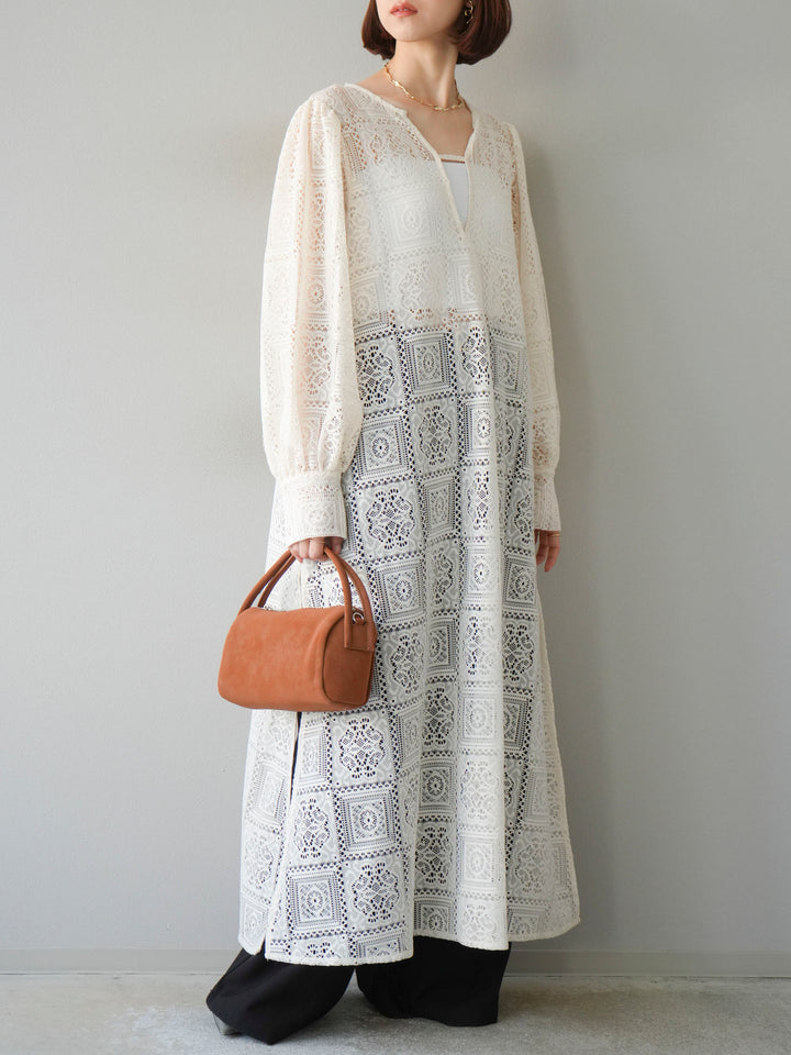 [預購] 皮帶環設計寬褲/黑色