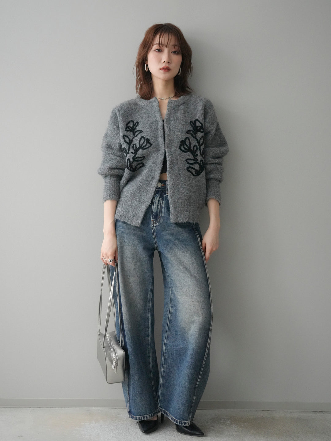 [予約]テープ刺繍ホック開きブークレニットカーディガン/mokugray