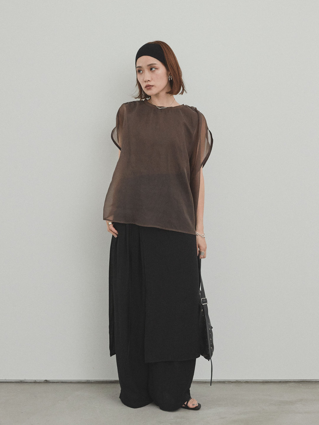 [予約]コンパクトスムースシアーレイヤードトップス/ブラウン