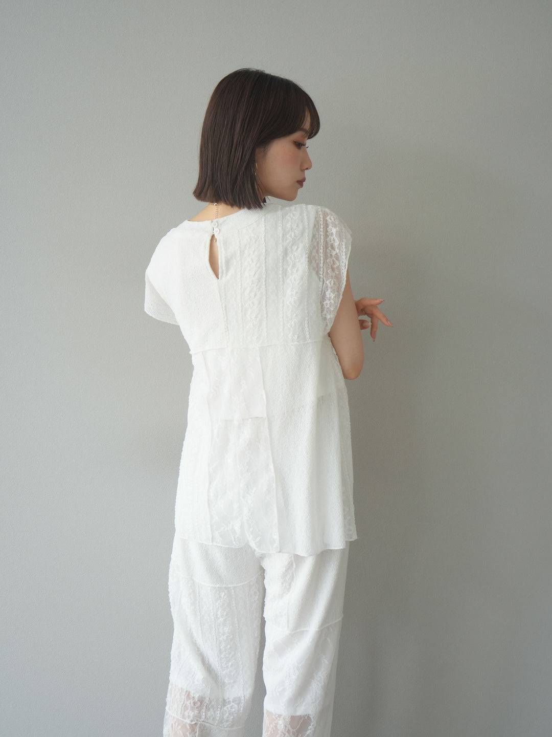 【預購】拼布蕾絲法式套頭衫/白色