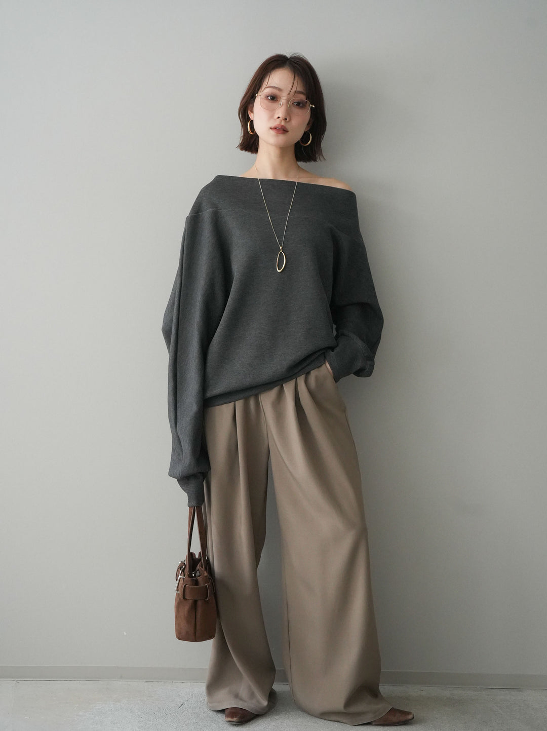 [SET]アシンメトリーオフショルポンチプルオーバー+選べるアクセセット(2set)