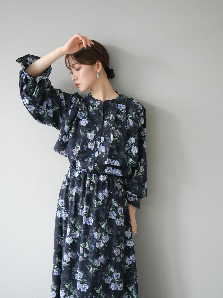 [予約]フラワーフリルブラウス/ネイビー