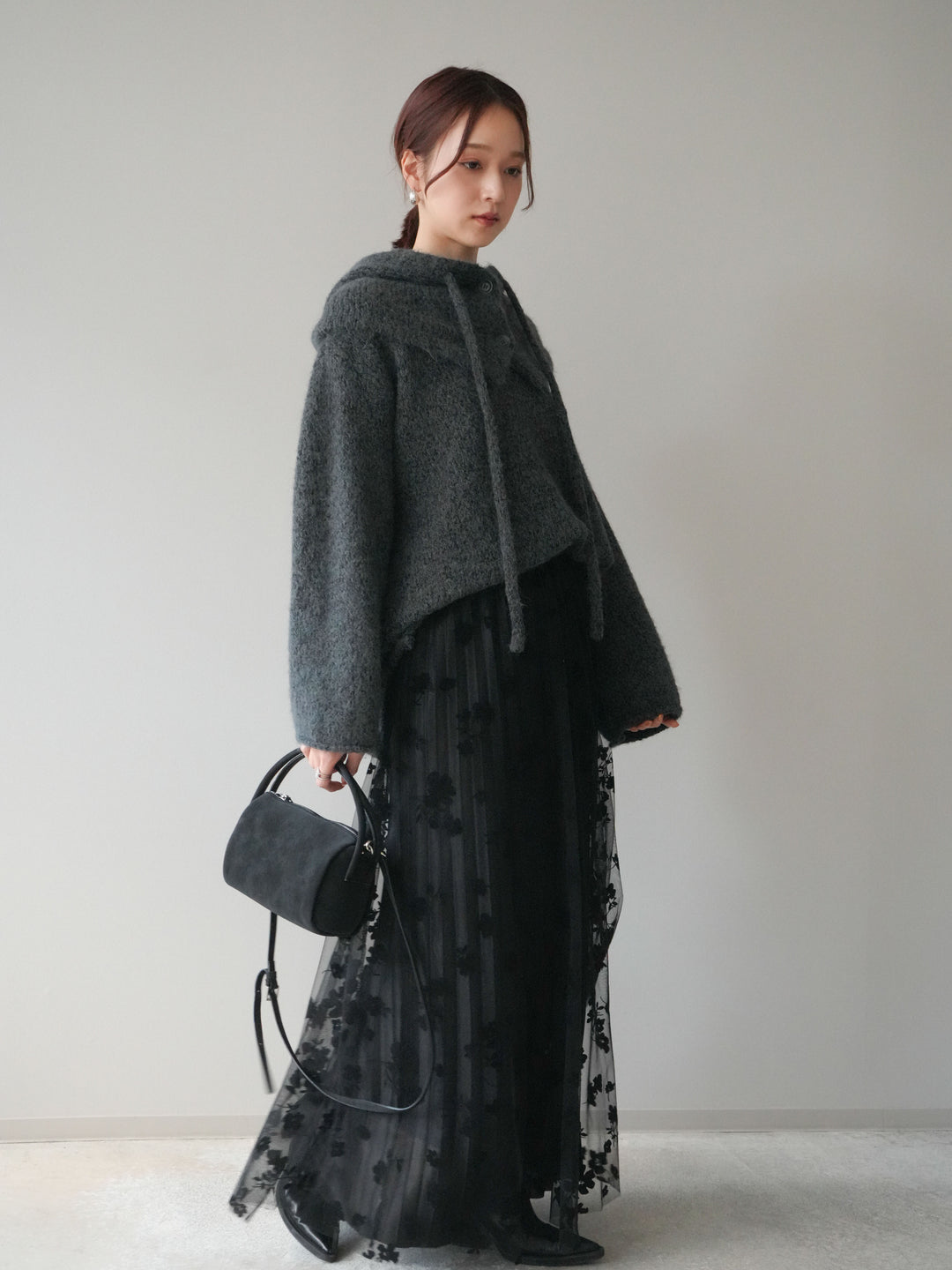 [SET]バラクラバSETニットプルオーバー+フラワーフロッキーチュールプリーツスカート(2set)