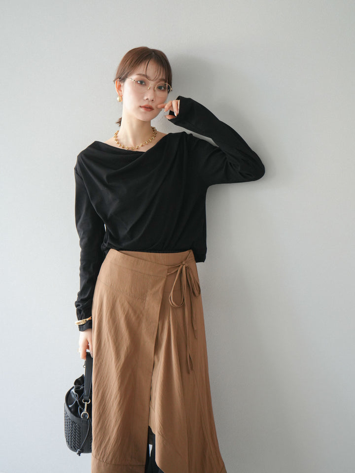 [予約]ドレープデザインカットソー/ブラック