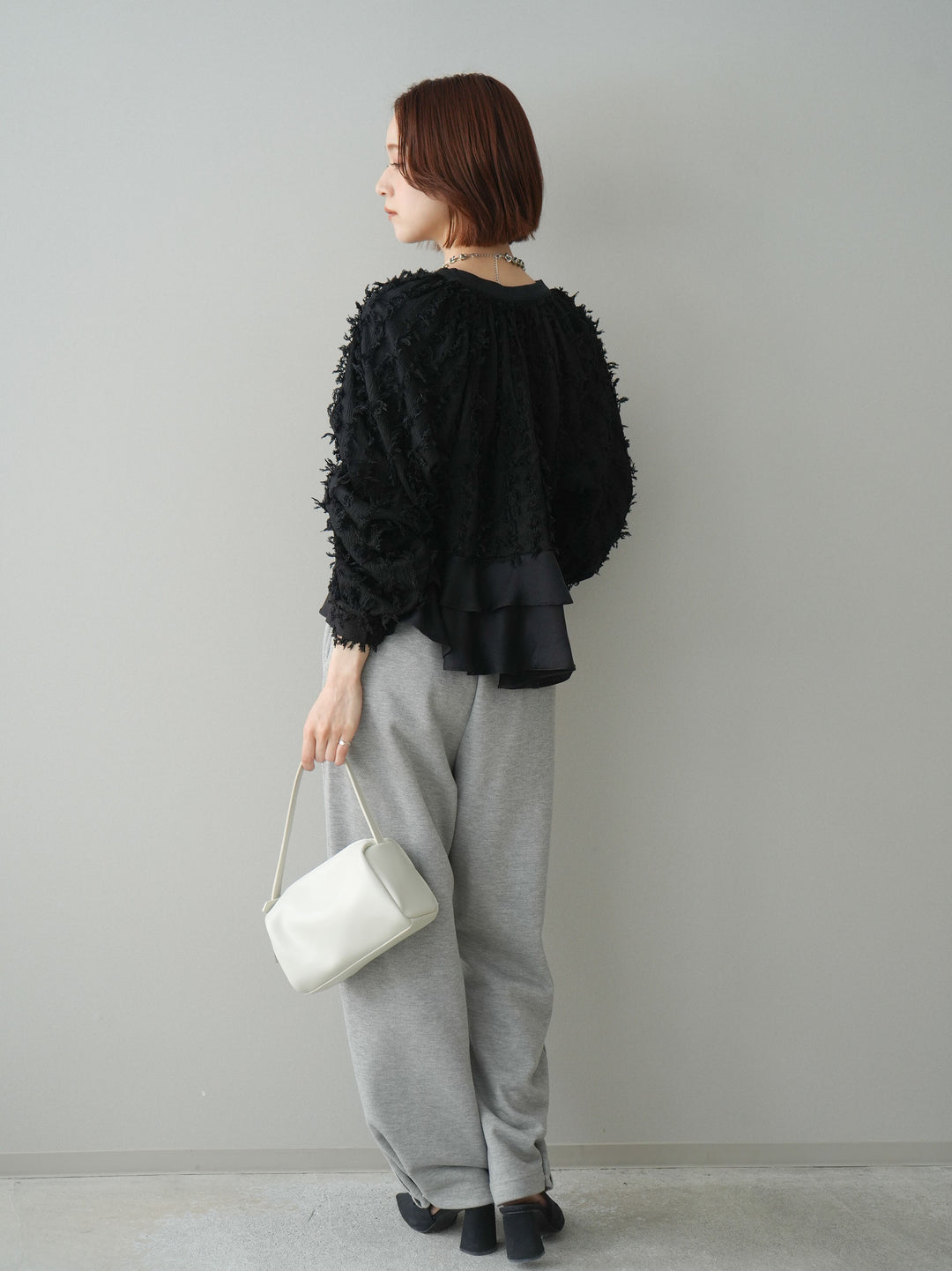 [SET]ジャガードぺプラムフリルブラウス+2WAYデザインスウェットパンツ(2set)