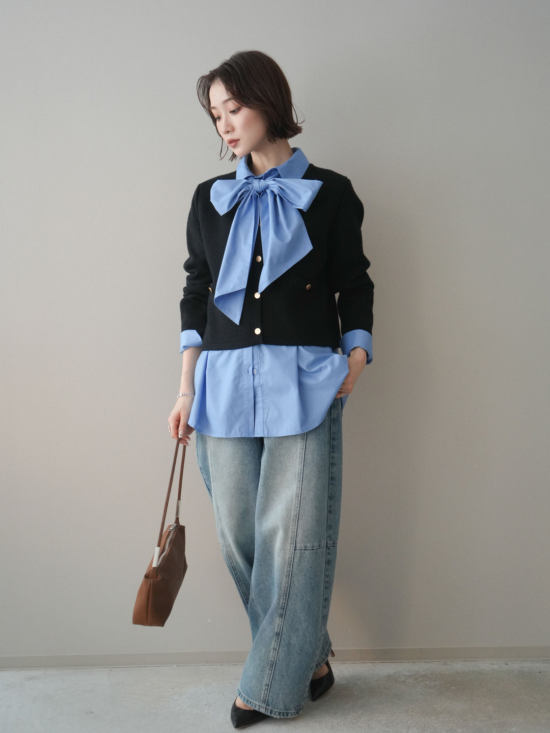 [SET]ゴールドボタンノーカラーニットジャケット+ガーメントウォッシュカーブデニムパンツ(2set)