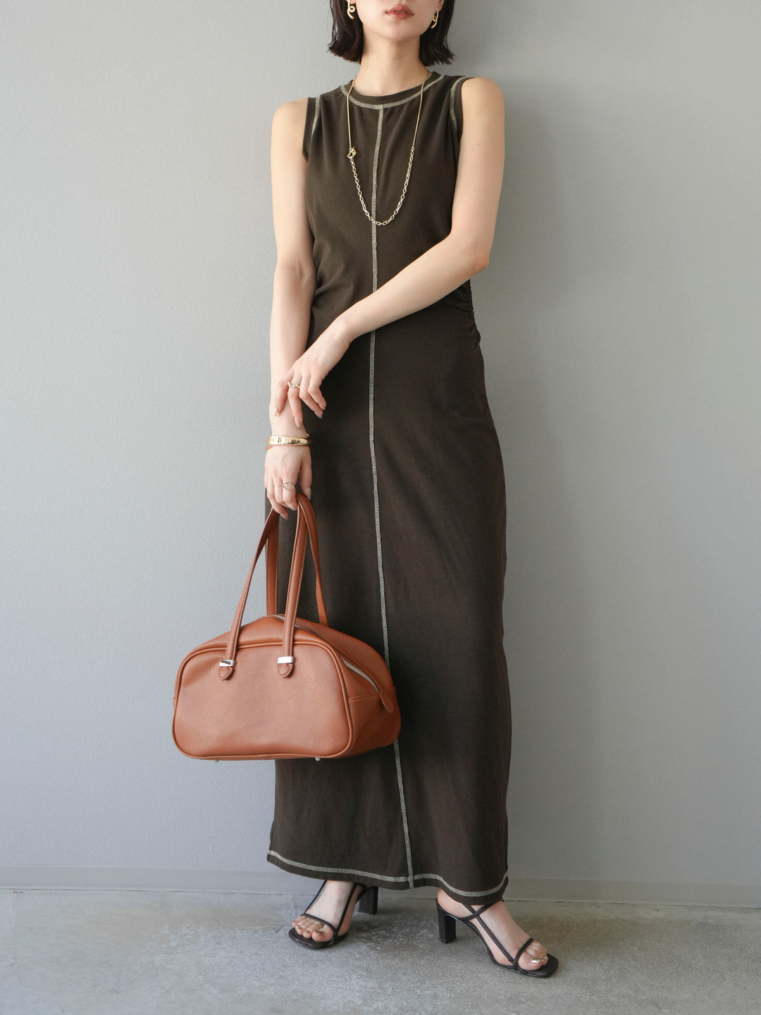 [予約]ウエストオープンステッチカットワンピース/ブラウン