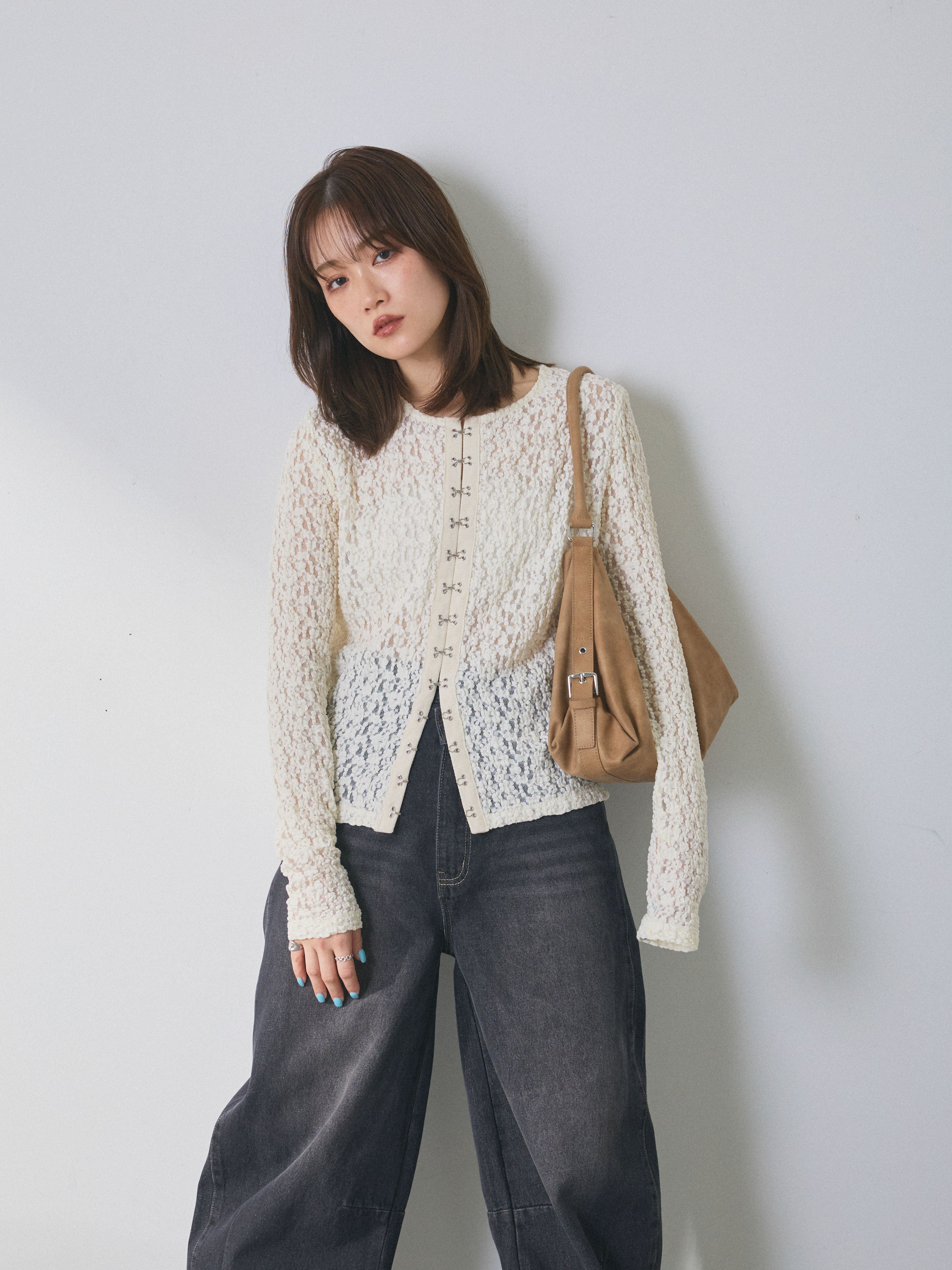Allure】[SET]ゴールドボタンニットカーディガン×レースブラウスSET+