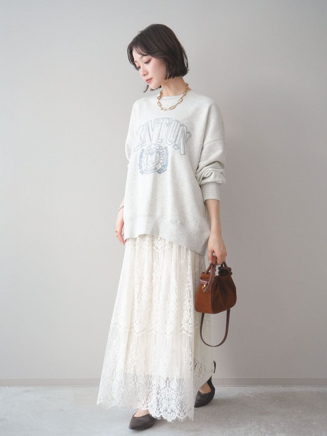 [SET]カレッジロゴ刺繍BIGスウェットプルオーバー+裏プリーツ総レースロングスカート(2set)