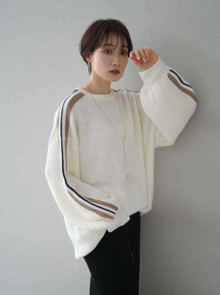 [Pre-order] Line sleeve shoulder rib knit pullover/off white