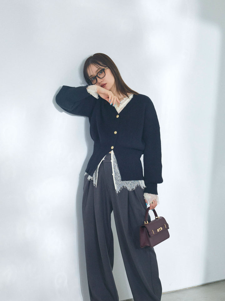 【魅力】[套裝] 金色紐帶針織開襟衫 x 蕾絲襯衫套裝 + 不對稱腰部收腰褲（兩件套）