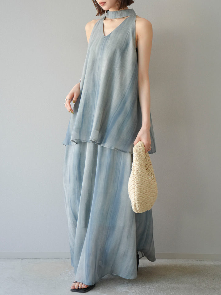 [SET] 細膩花紋V領襯衫＆喇叭裙（2套）