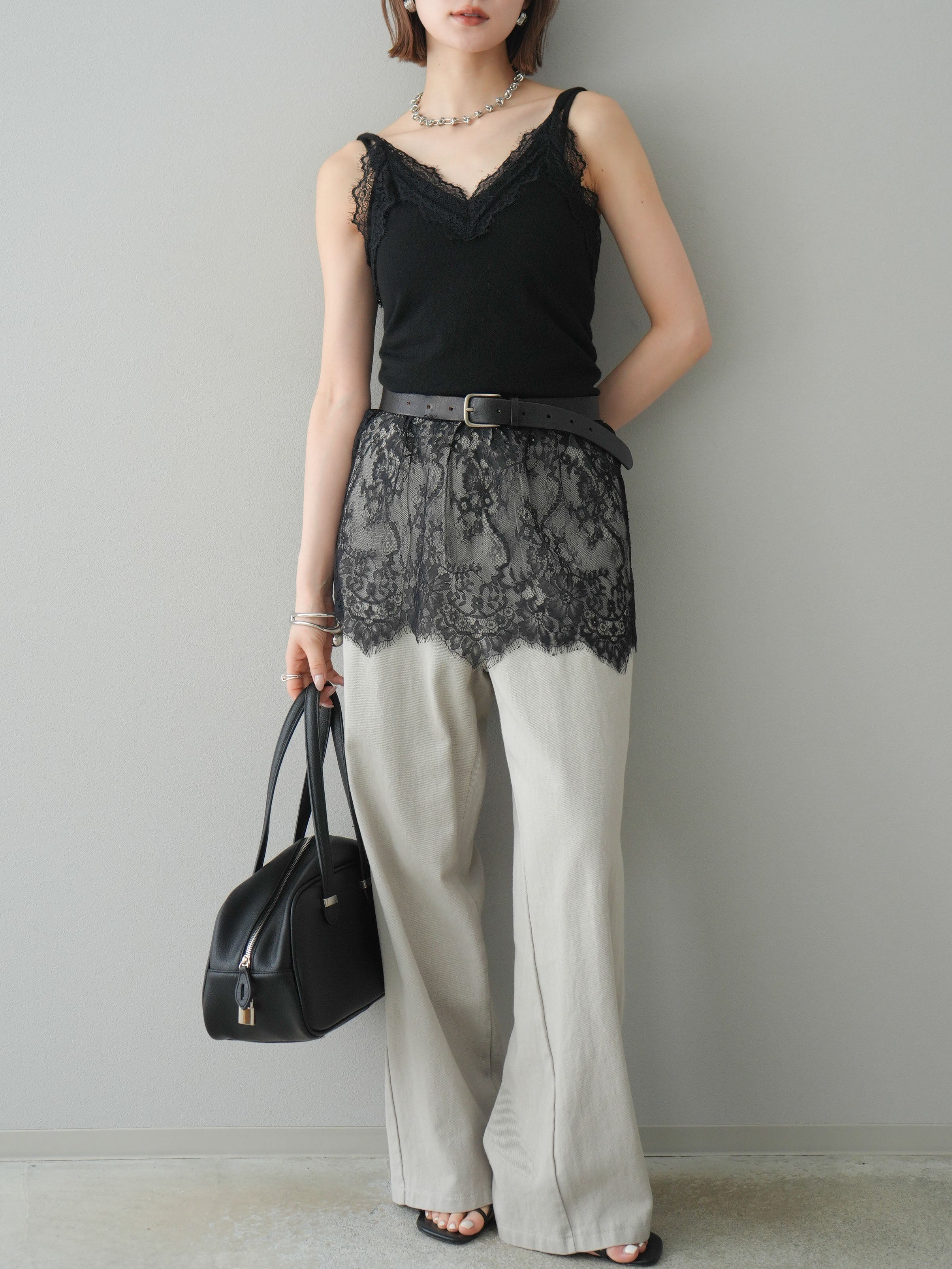 予約]レース切替キャミソール/ブラック – Lumier