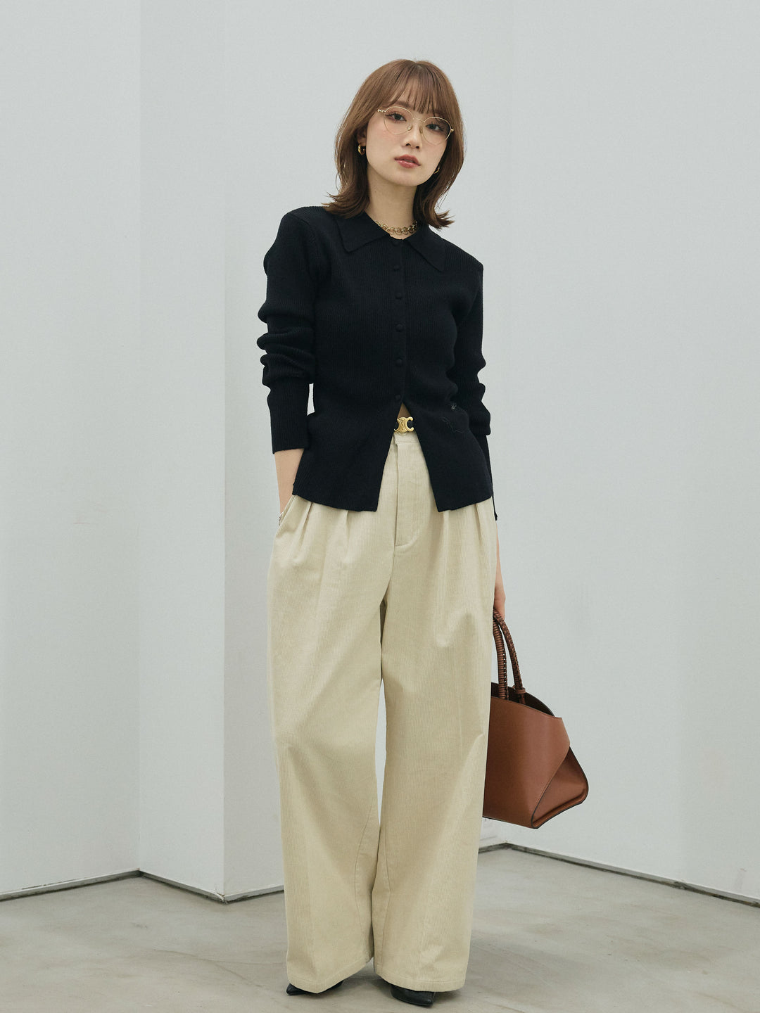 [予約]くるみボタンポロリブニットトップス/black